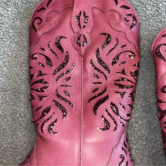 Roper Pink Heeled Boots - Picture 2 of 6